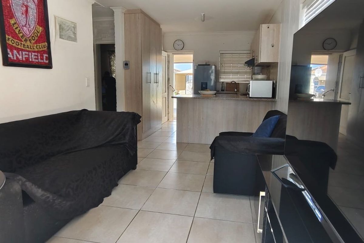 2 Bedroom Home For Sale in "South Breeze" Strandfontein - Photo 5