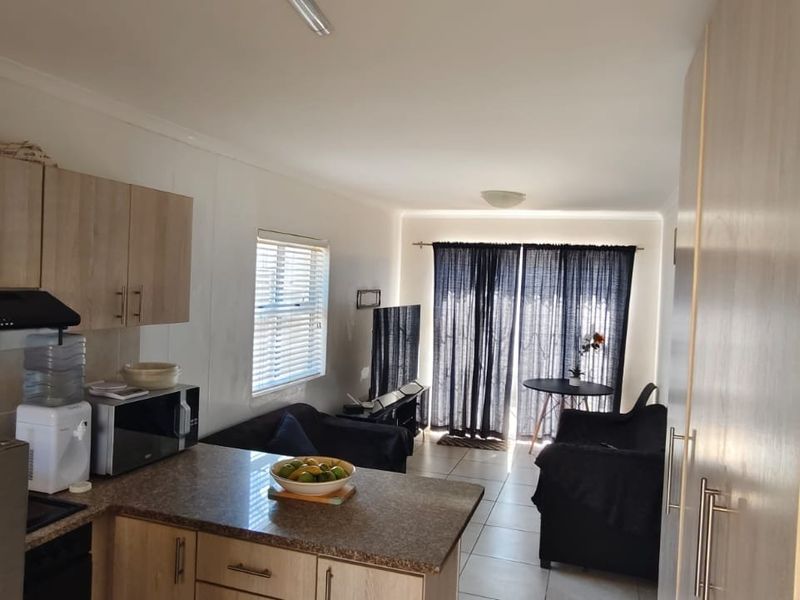 2 Bedroom Home For Sale in "South Breeze" Strandfontein - Photo 7