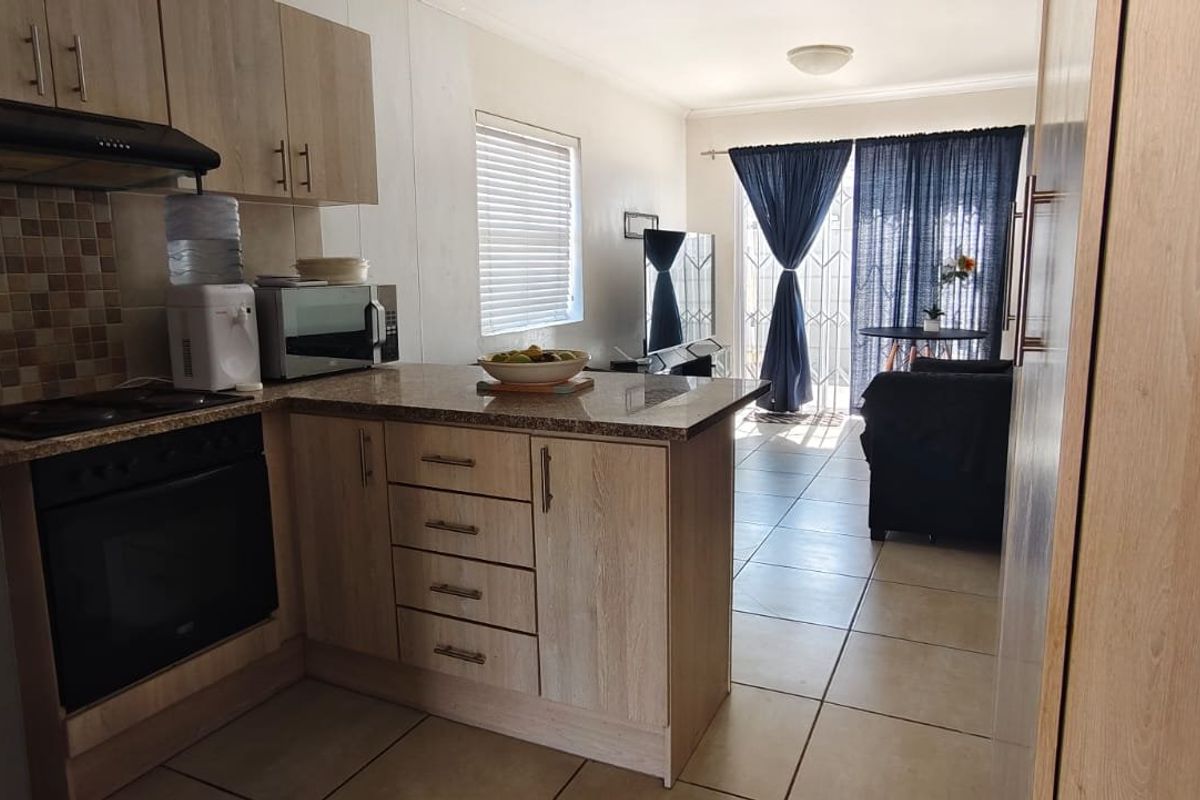 2 Bedroom Home For Sale in "South Breeze" Strandfontein - Photo 2