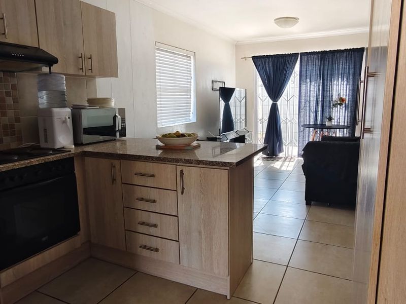2 Bedroom Home For Sale in "South Breeze" Strandfontein - Photo 2