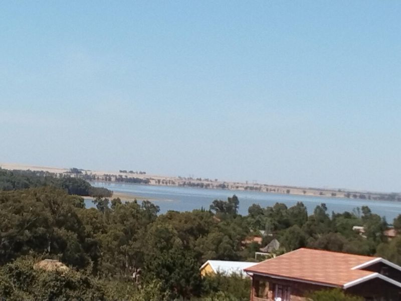 Welcome to your future dream home! - Photo 2