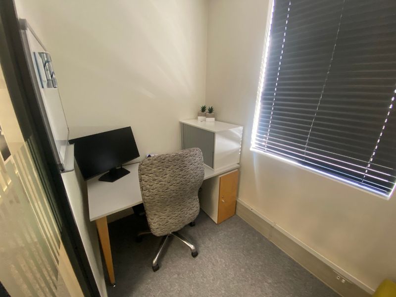 505m2 Premium Commercial Space to Let  - Photo 6