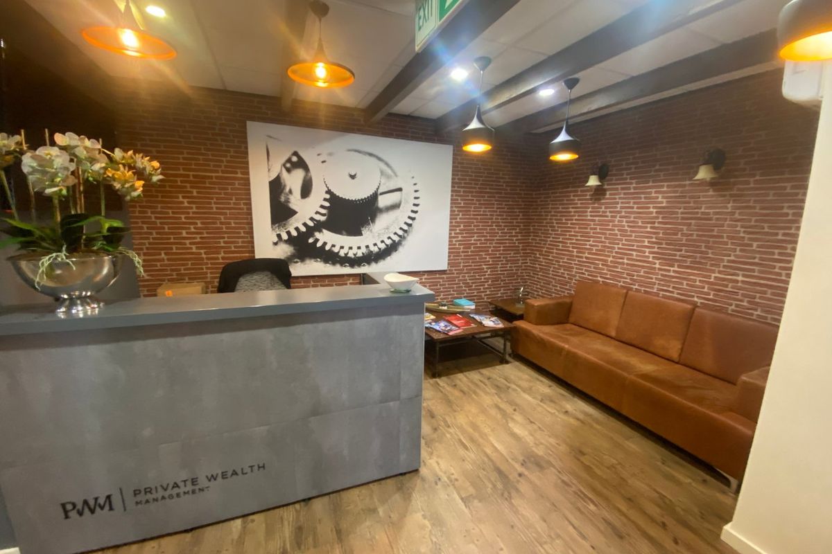 505m2 Premium Commercial Space to Let  - Photo 5