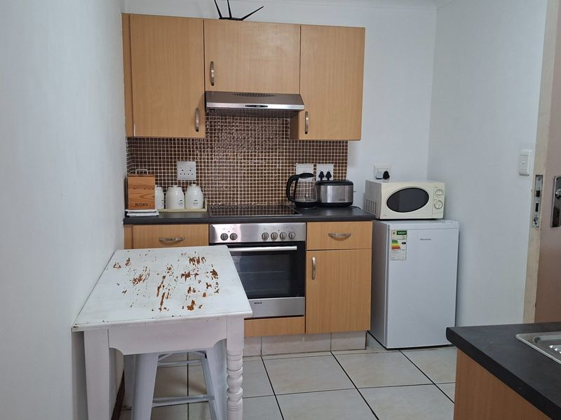 Tranquil Family Living - Photo 10