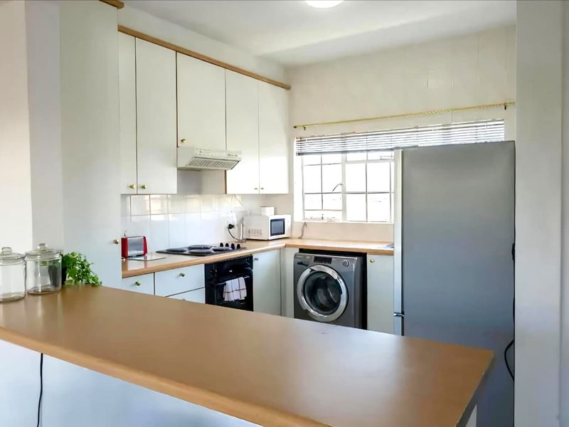 Stylish Fully Furnished 2-Bedroom Apartment for Rent | Linden, Randburg - Photo 7