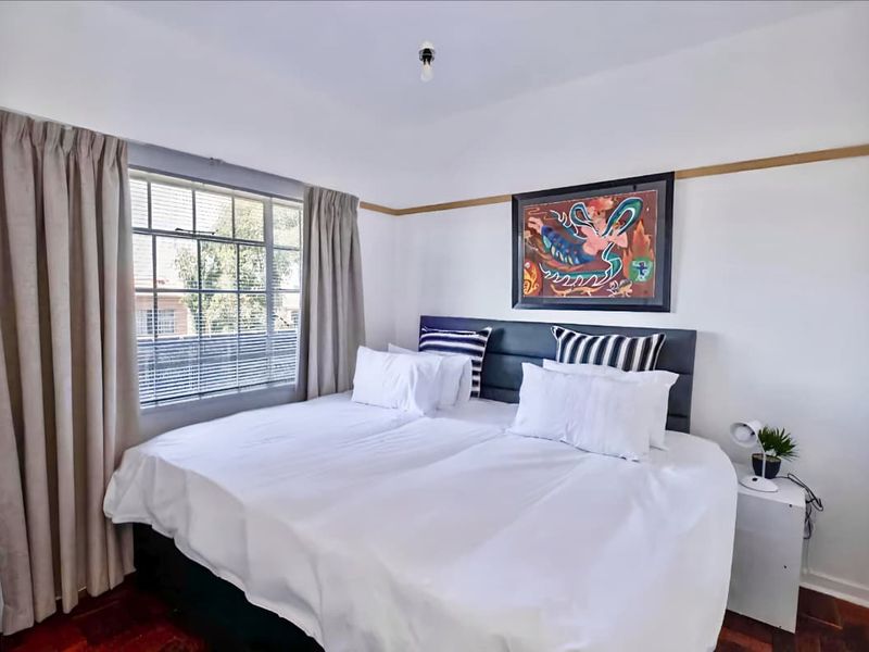 Stylish Fully Furnished 2-Bedroom Apartment for Rent | Linden, Randburg - Photo 3