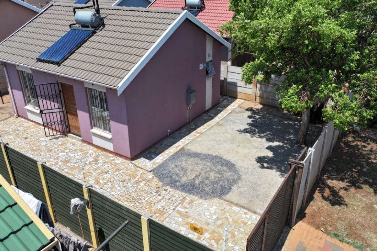 Affordable 2 bedroom house for sale in Sky City  - Photo 5