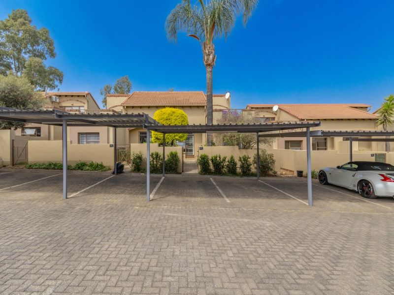 2 Bed Duplex – Stylish, Spacious & Perfectly Located! - Photo 8