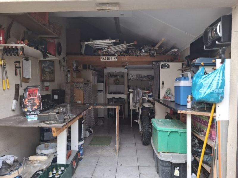 3 Bed Duplex – Spacious, Secure & Packed with Extras! - Photo 10