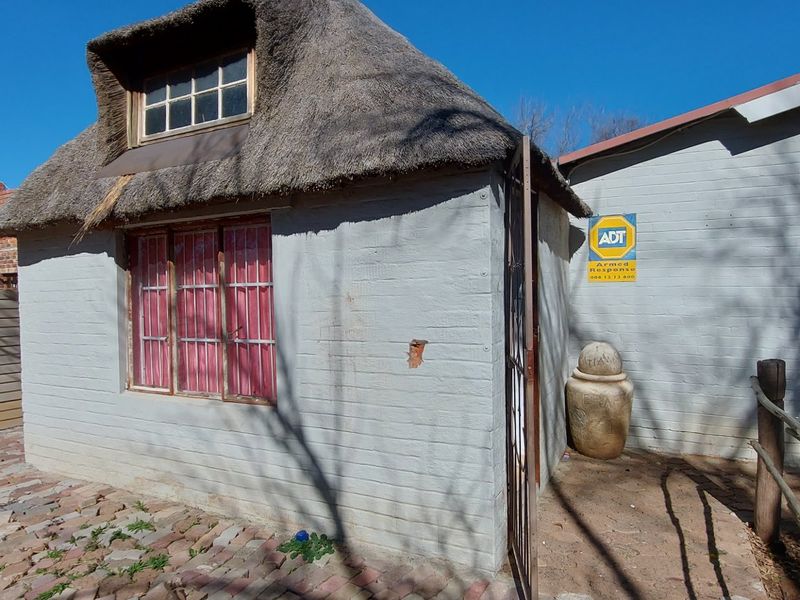 NFSAS-Approved Student Accommodation for 15 Students Brandwag, Bloemfontein:  - Photo 4