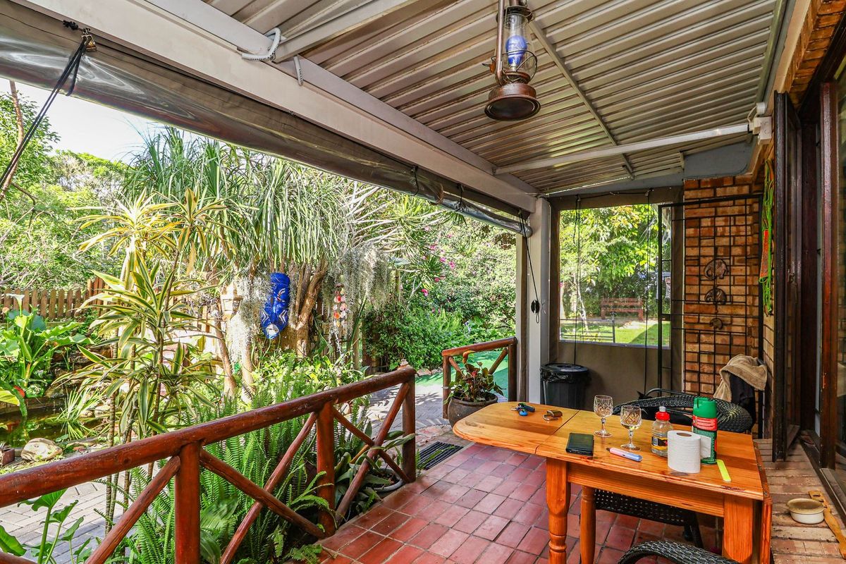 Beautifully Renovated Home with Income Potential in Sedgefield Village - Photo 5