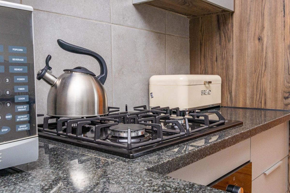 Beautiful 3 bedrooms house for sell in Protea Glen Security Estate!! - Photo 2