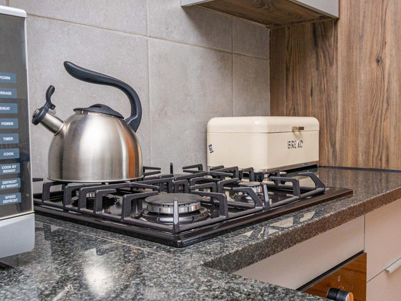 Beautiful 3 bedrooms house for sell in Protea Glen Security Estate!! - Photo 2