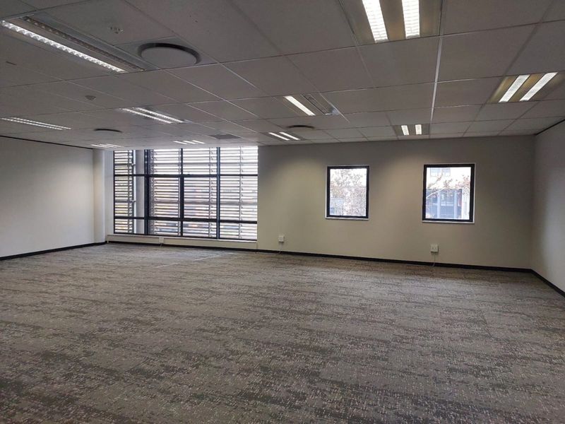 A GRADE FITTED OFFICE SUITE IN RIVONIA WITH FIXED UTILITIES - Photo 8