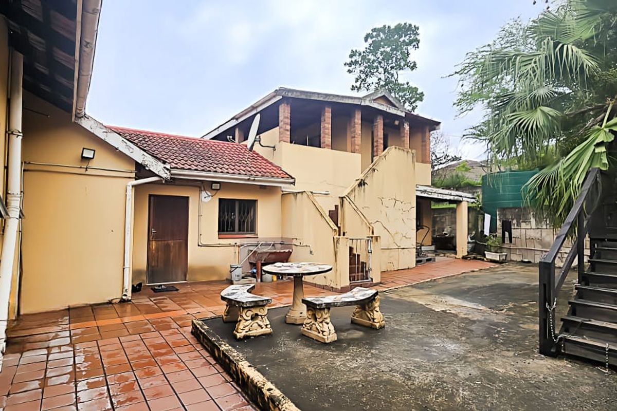 Cozy and Comfortable Lifestyle - Photo 4