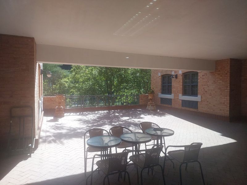 MOVE-IN READY A GRADE OFFICE IN SUNNINGHILL - Photo 7