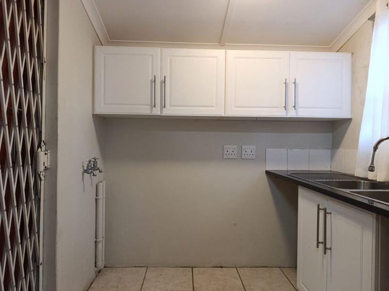 3 bedroom townhouse for sale in Newton Park - Photo 8