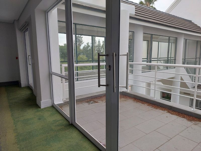 BLACK FRIDAY OFFER - MOVE-IN READY OFFICE SUITE - Photo 6