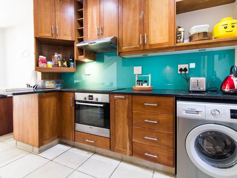 Full-Title Furnished Duplex – Near Herolds Bay Beach and George Airport - Photo 7