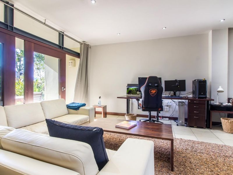 Full-Title Furnished Duplex – Near Herolds Bay Beach and George Airport - Photo 6