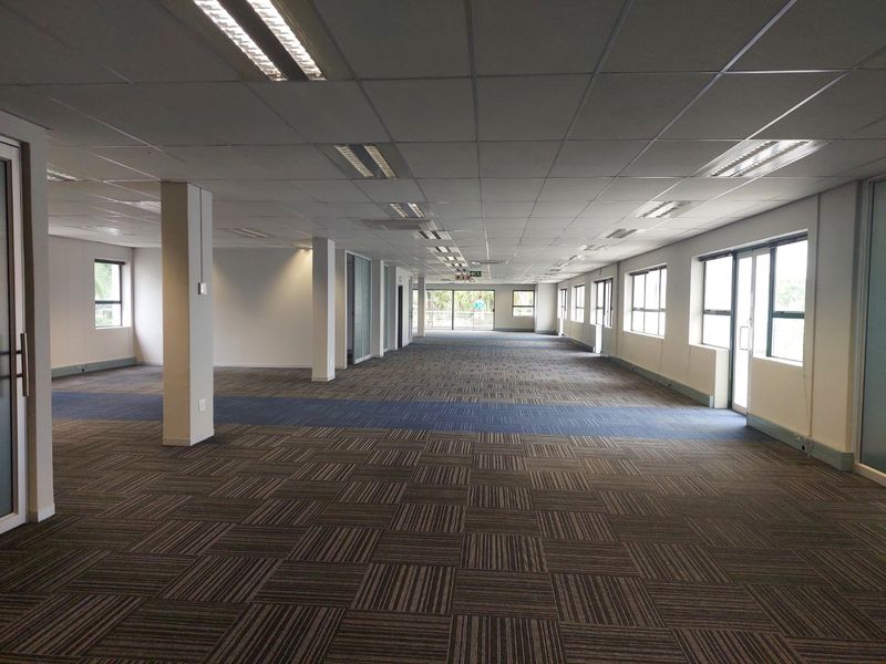 Save Millions on Fit-Out Costs – Fully Fitted Premium Ground Floor Office Suite in Woodmead Estate - Photo 9