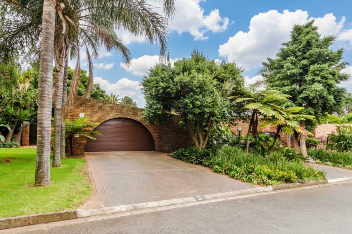 Exceptional Family Sanctuary with Modern Luxury Features - Photo 2