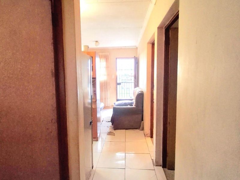 2-Bedroom House for Sale in NU 9, Mdantsane - Photo 5