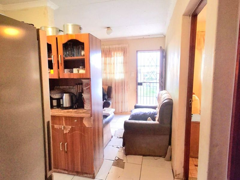 2-Bedroom House for Sale in NU 9, Mdantsane - Photo 9