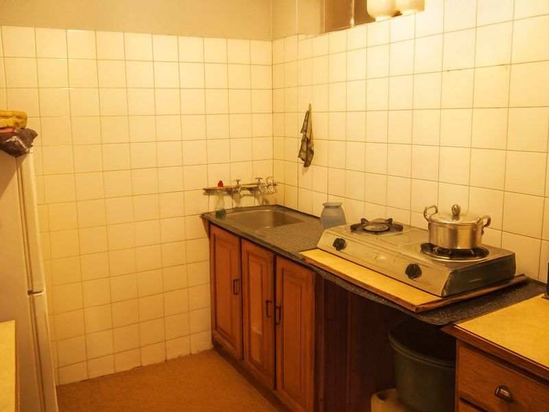 Pretty apartment in a peaceful complex - Photo 6