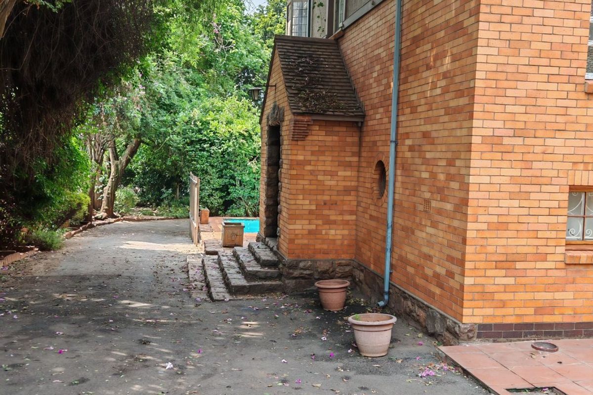 3 Bedroom House for Sale in Observatory. - Photo 3