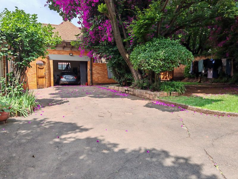 3 Bedroom House for Sale in Observatory. - Photo 5