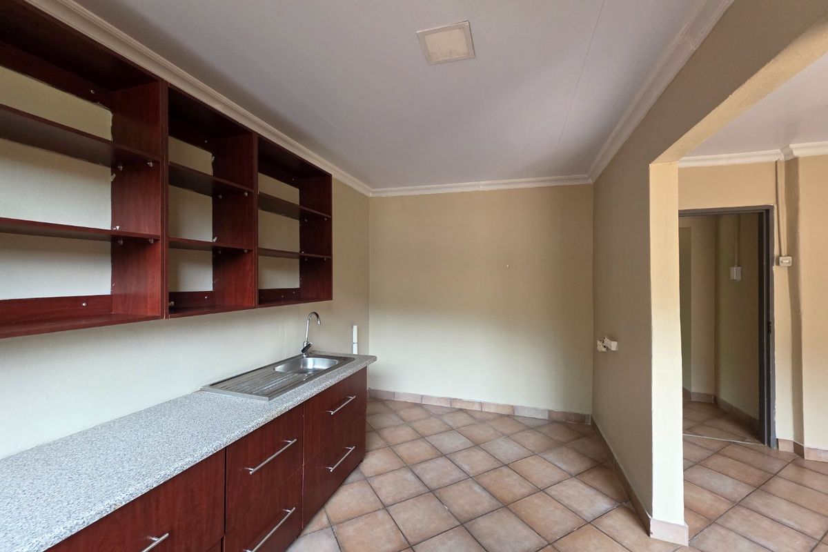 Cozy One Bedroom unit on Secure Smallholding - Photo 5