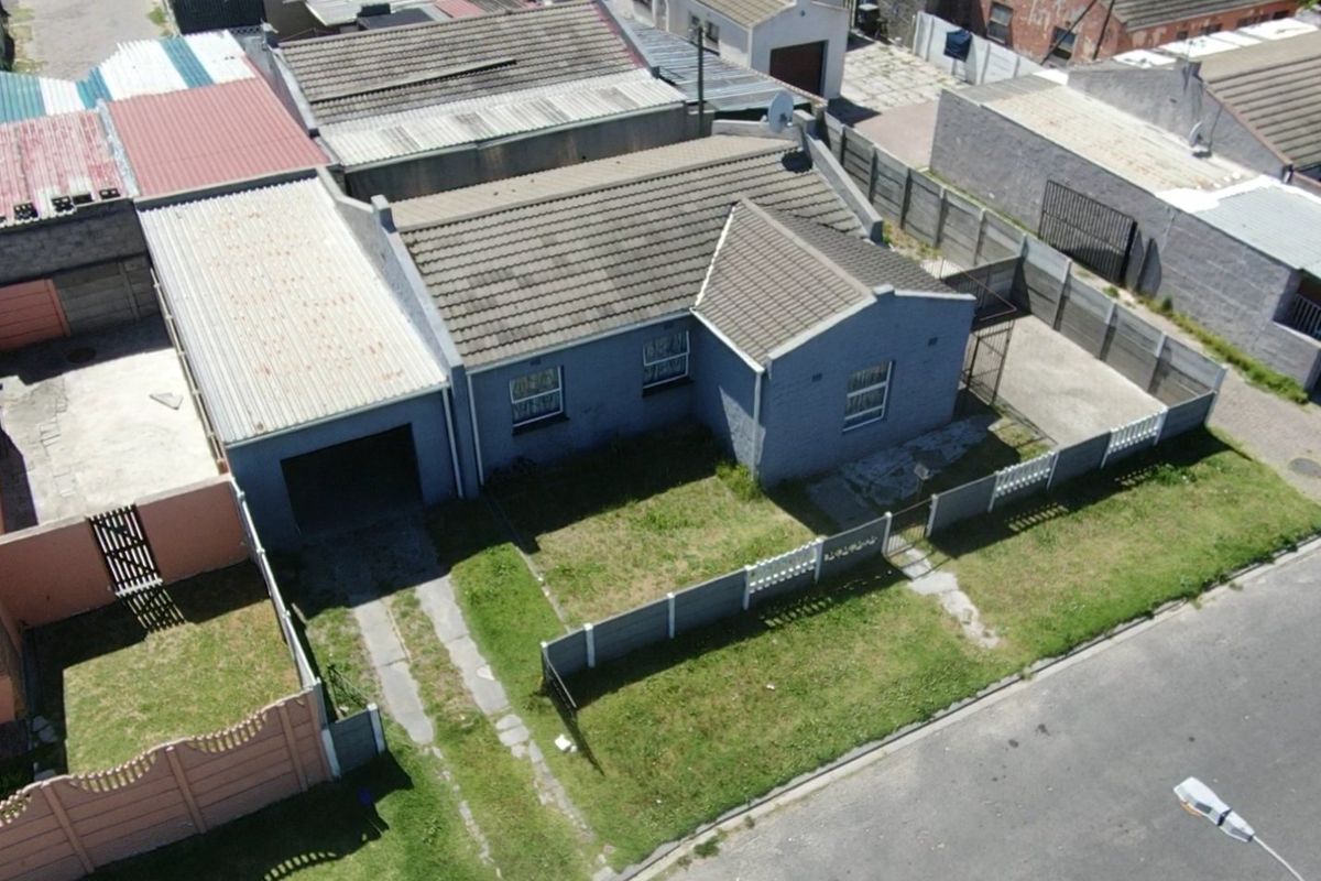 3 Bedroom home for sale in Palm Park - Photo 2