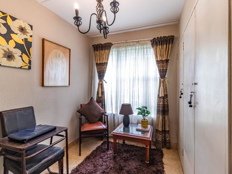 2 Bedroom Townhouse For Sale in Bedford Gardens - Photo 7