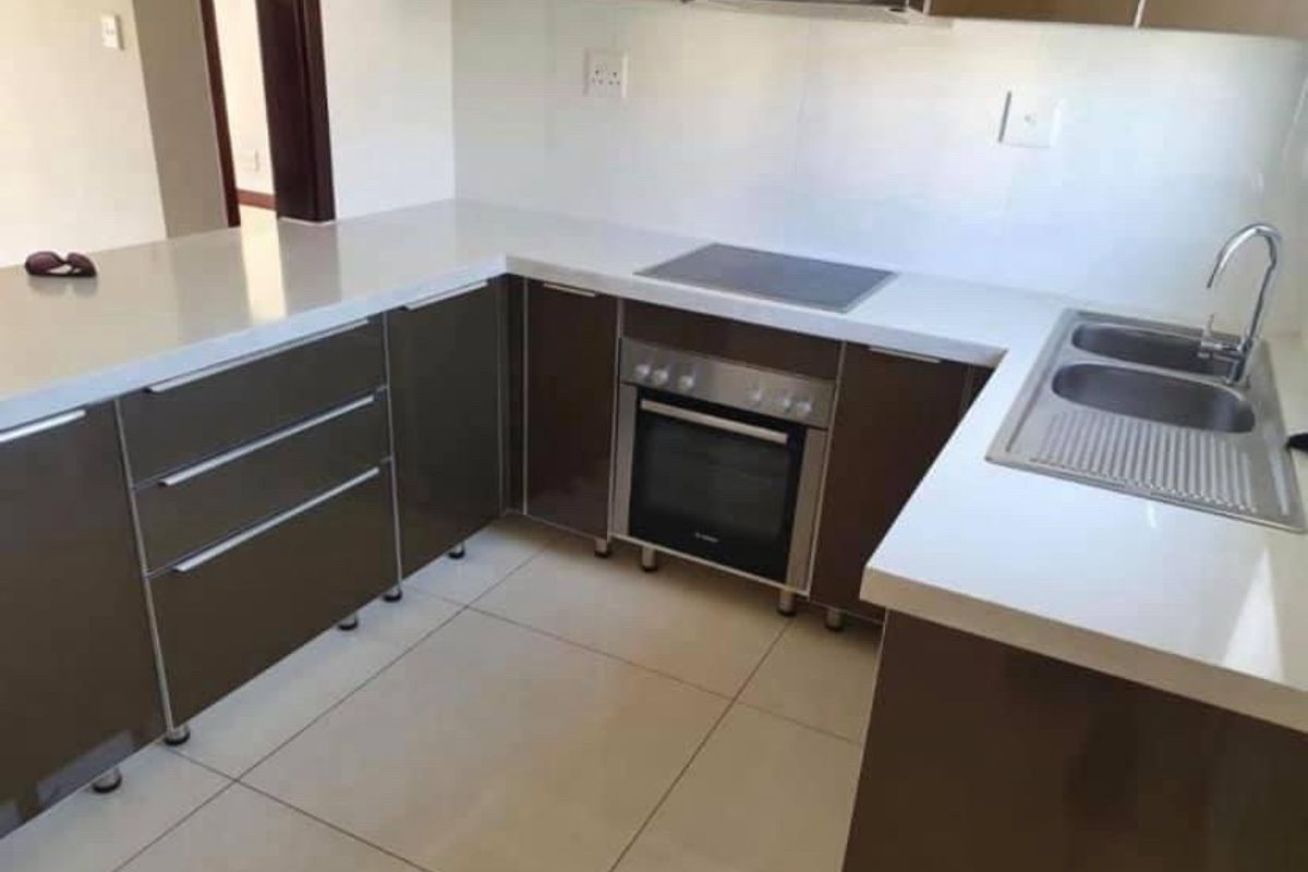 2 BEDROOM APARTMENT IN CRAIGAVON - Photo 2