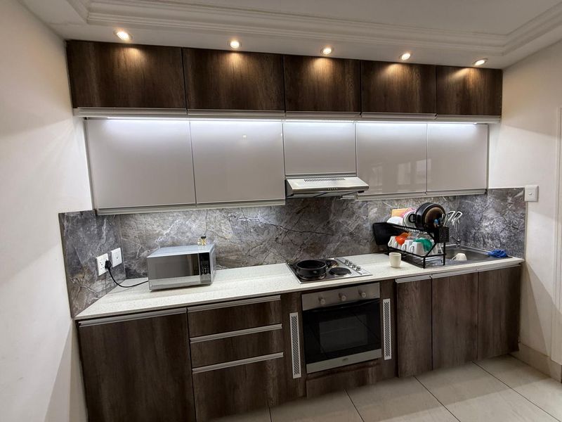 Modern Apartment for Sale – Luxurious, Stylish & Move-In Ready! - Photo 6