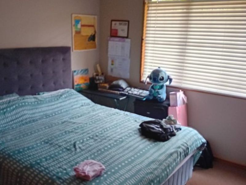 Neat 3-Bedroom Simplex - Photo 7