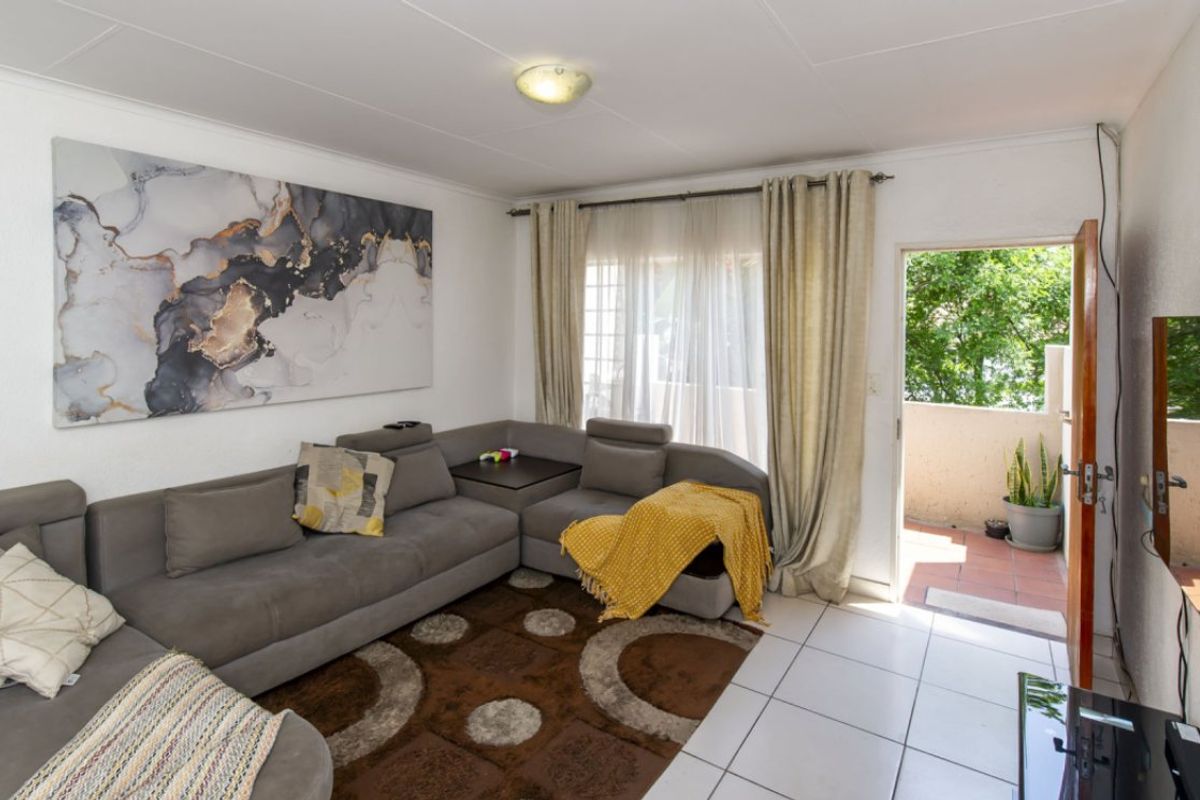 Modern 2-Bedroom Flat - Photo 5