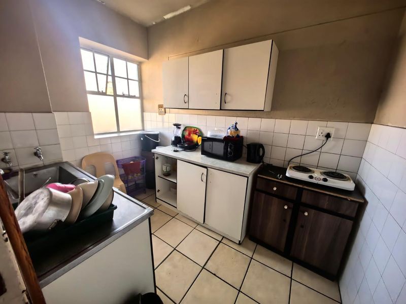 0.5 Bedrooms, 1 Bathroom Apartment For Sale In South Beach, Durban - Photo 8