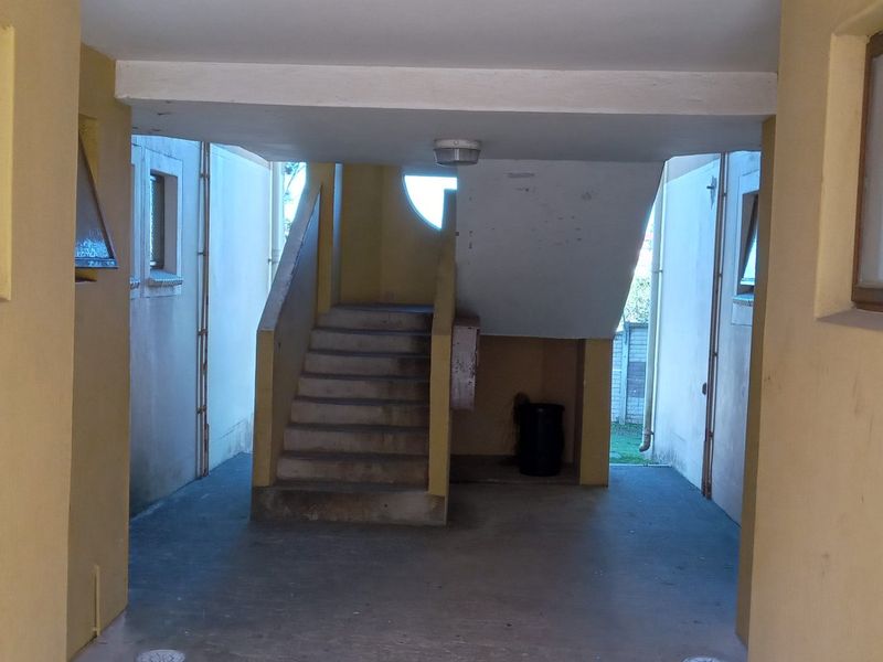 Family-friendly flat in Amalinda with security - Photo 3