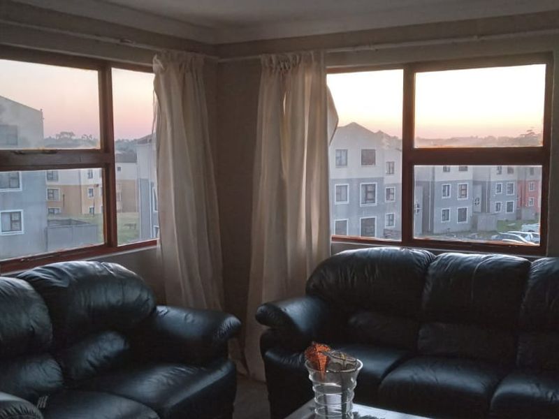 Family-friendly flat in Amalinda with security - Photo 6
