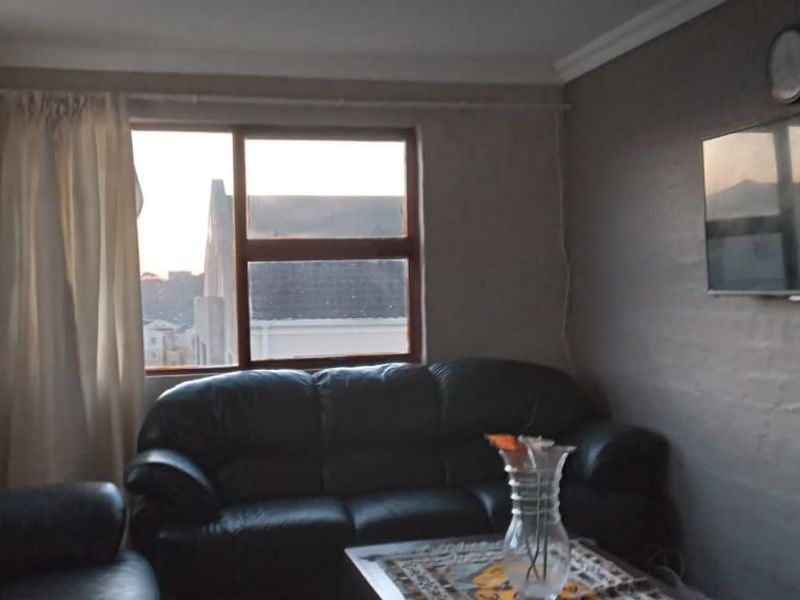 Family-friendly flat in Amalinda with security - Photo 4