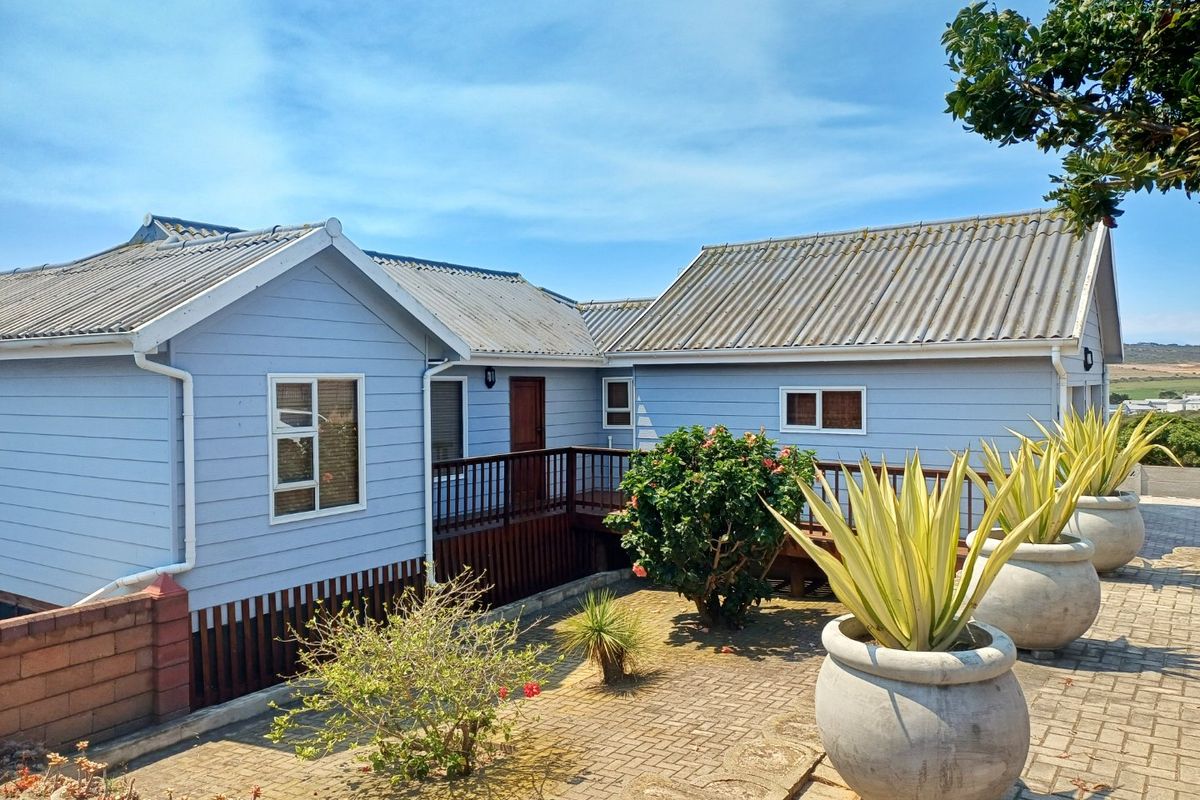 Spacious Coastal Home with Income Potential and Scenic Mountain Views - Photo 5