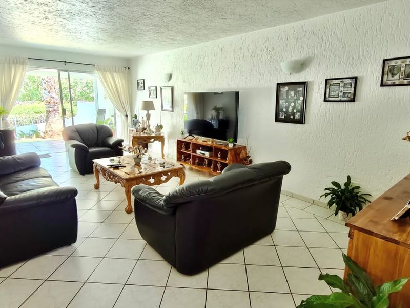 Immaculate 3-Bedroom Home in Secure Sunset Cove Estate - Photo 7