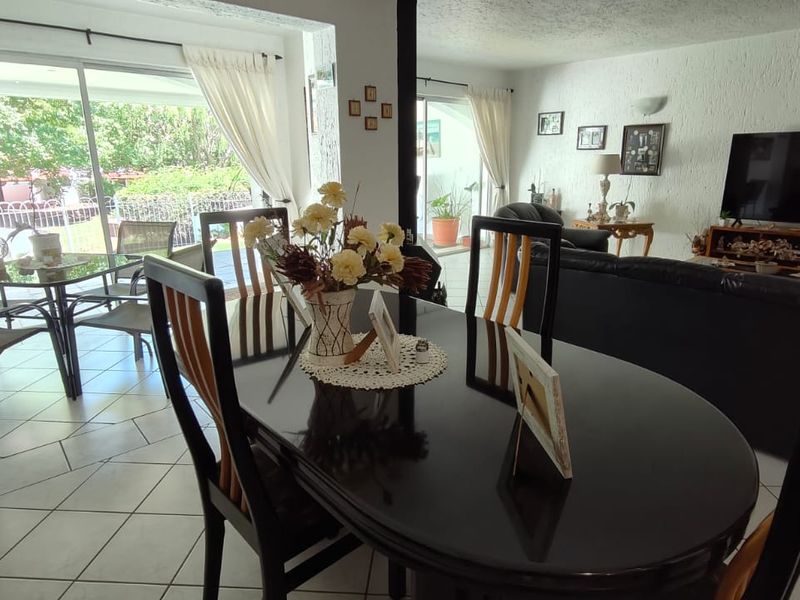 Immaculate 3-Bedroom Home in Secure Sunset Cove Estate - Photo 5