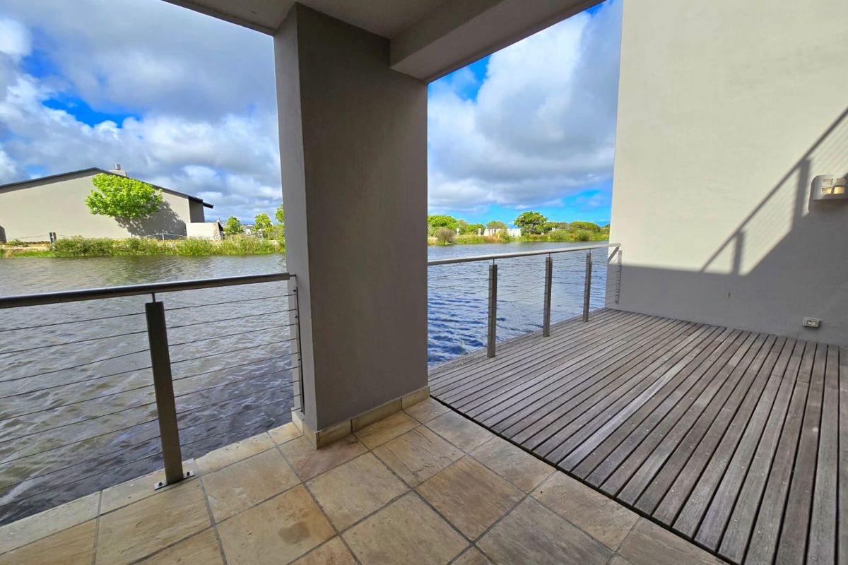Oubaai Apartment – Waterfront, Secure Estate Living - Photo 4