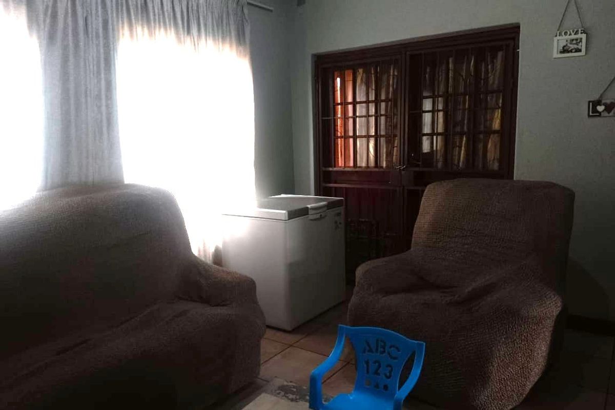 3 Bedroom Townhouse for Sale - Photo 5