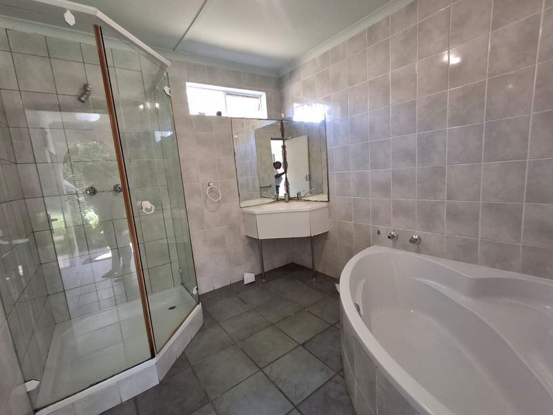 13 Bedrooms Lodge for sale in Summerpride - Photo 3