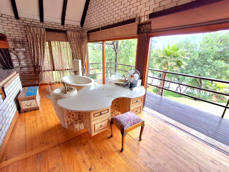 Exclusive Vaal Riverfront Residence - Photo 2
