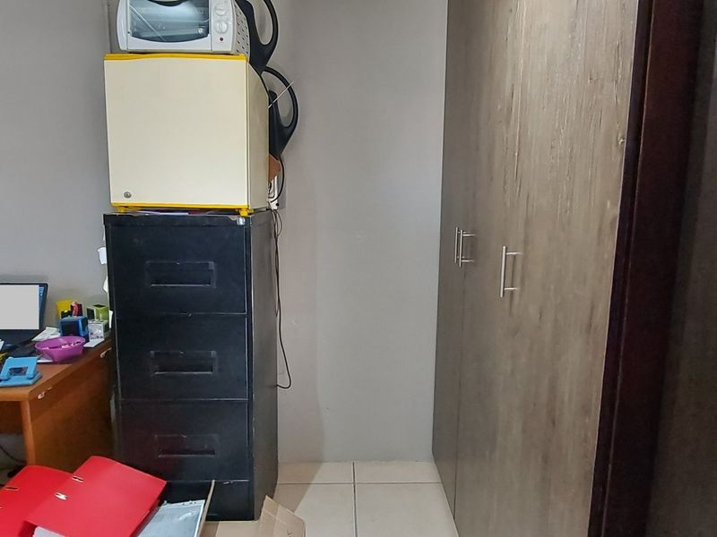 NFSAS Accredited Student Accommodation for 18 Students, Brandwag, Bloemfontein - Photo 9